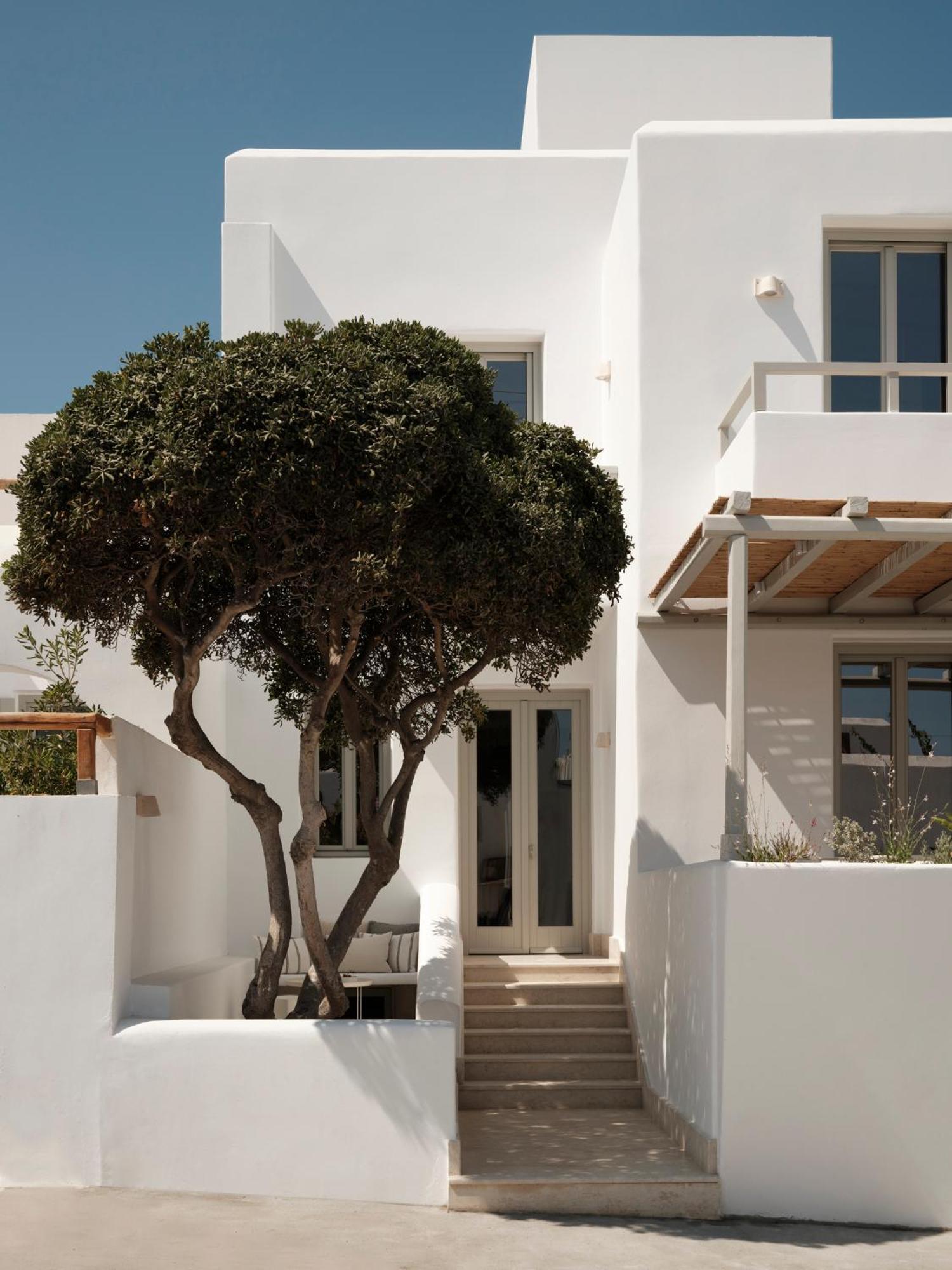 Akria Seaside Suites Náusza Kültér fotó