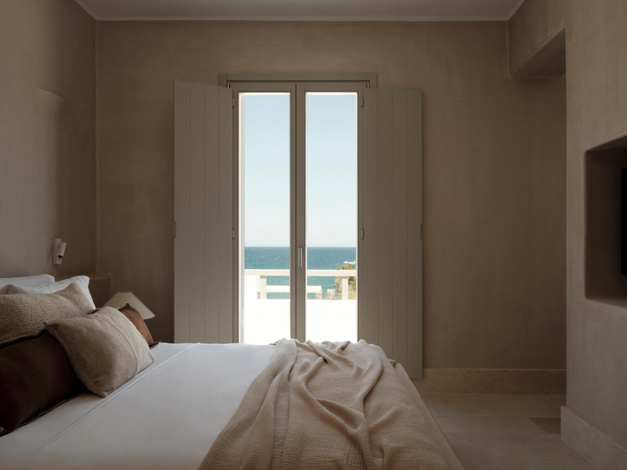 Akria Seaside Suites Náusza Kültér fotó